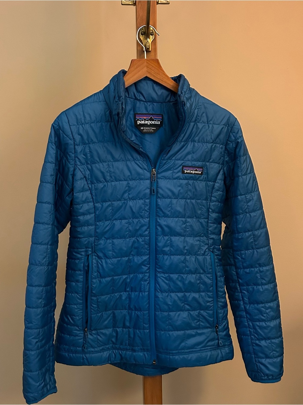 Patagonia Women's Quilted Puffer Jacket - Blue